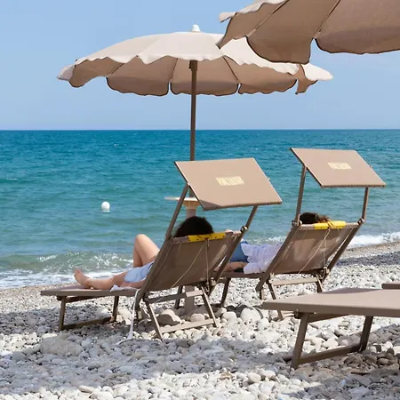 Festora Il Glamping Di Baia Bella Luxussátor