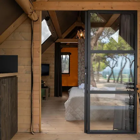 Festora Il Glamping Di Baia Bella *