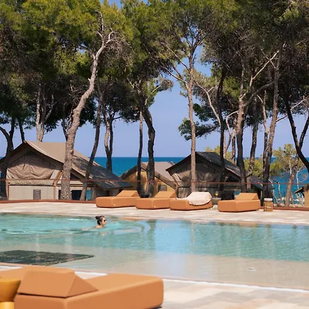 Luksustelt Festora Il Glamping Di Baia Bella Roseto Capo Spulico